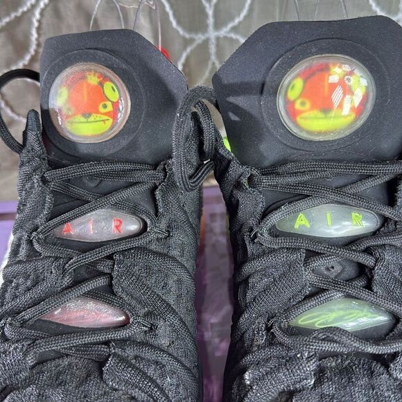 (E) Nike LeBron 18 GS Big Kids' Shoes Black Crimson Volt CW2760-009 Size 4 Y - Picture 8 of 14